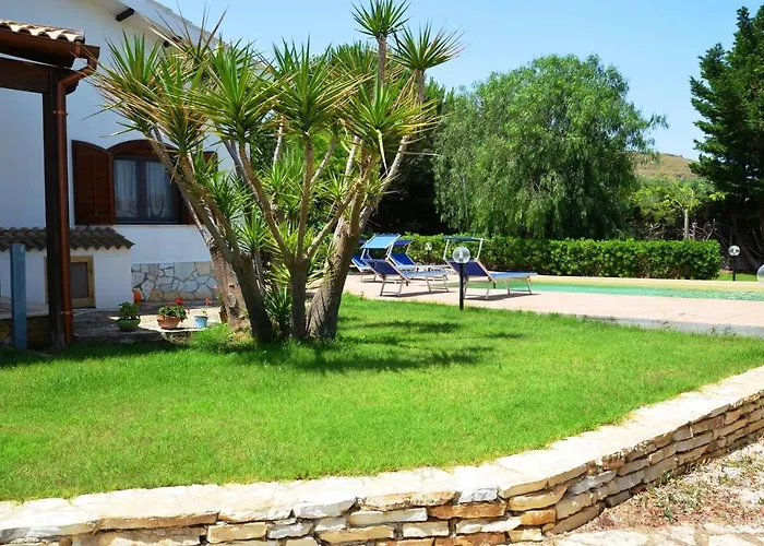 Fraginesi 카스텔라마레델골포