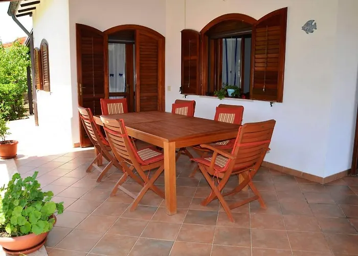 빌라 Fraginesi 카스텔라마레델골포